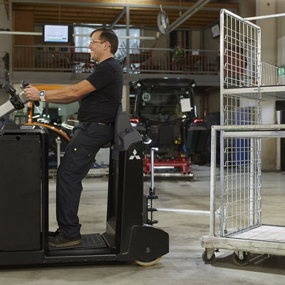 Trainatore mitsubishi VANTIA TBR30-50N2