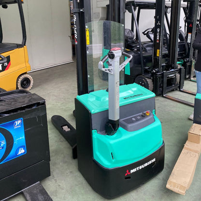 Usato Mitsubishi SBP16N2 Stoccatore Elettrico 1,6 t
