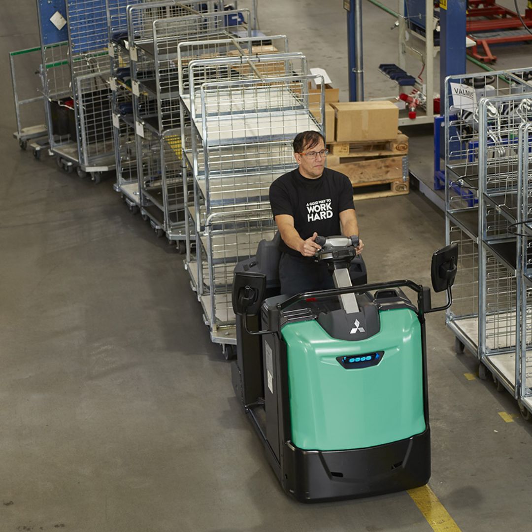 Trainatore mitsubishi VANTIA TBR30-50N2